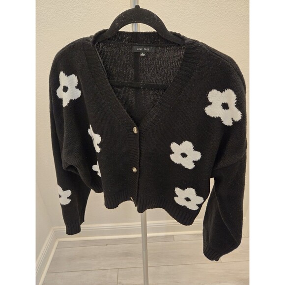 Love Tree Women's L Cropped Daisy Floral Cardigan, Black White Knit Sweater - Picture 1 of 7